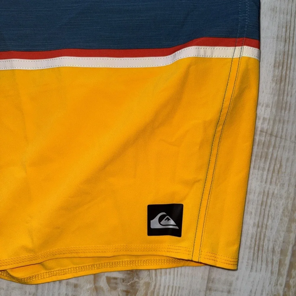 QUIKSILVER High Line Board‎ Shorts 4 Way Stretch Size 40 Mid Length 20 Inseam 8